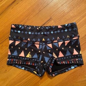Fleo geometric short